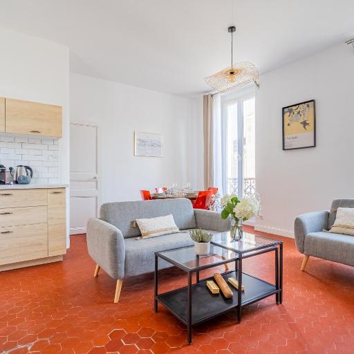 Elana - Bel appartement dans la quartier du Camas, undefined