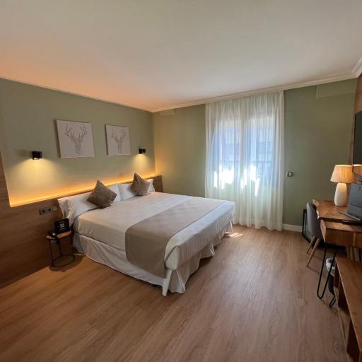 Yomo Imperial, undefined