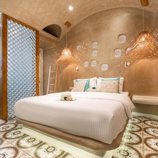 AMMOS at AmazeU Suites Naxos, undefined