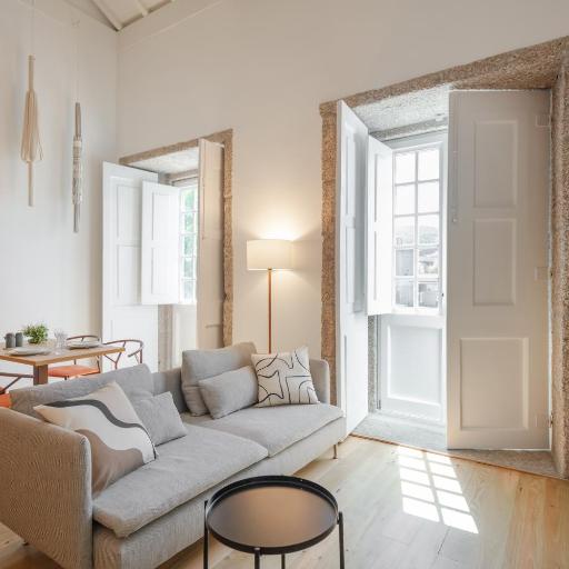 Gateway House Studio Apartments, undefined