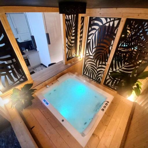 VIP APARTAMENT MALMEDA JACUZZi, undefined