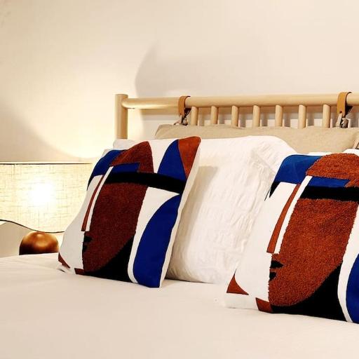 Historic Center Apartment Walk to Everything, undefined