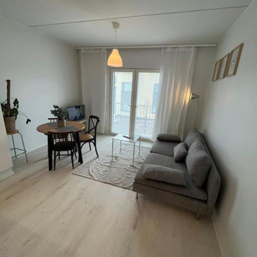 Kotimaailma Furnished Studio, Alppikylä, undefined