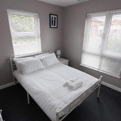 2 Bedroom Ground Floor Apartment, undefined