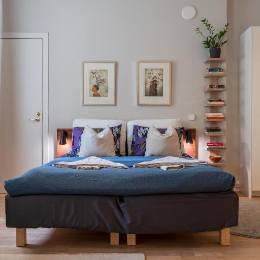 FREDA - Relaxing downtown studio, undefined