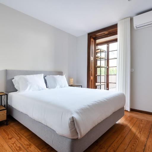 Rivoli Apartments, undefined