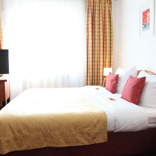Cityhotel Amadeus, undefined
