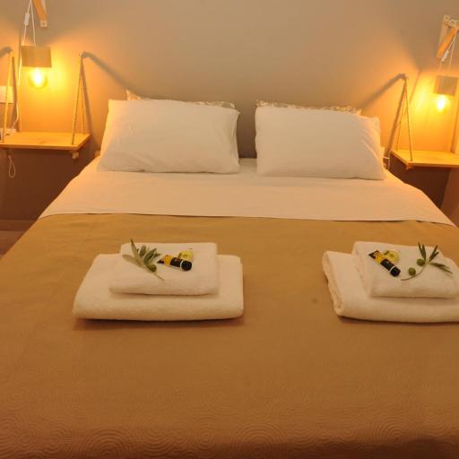 Delphic Moments II - Spacious apt 3BR 2BA with view, undefined