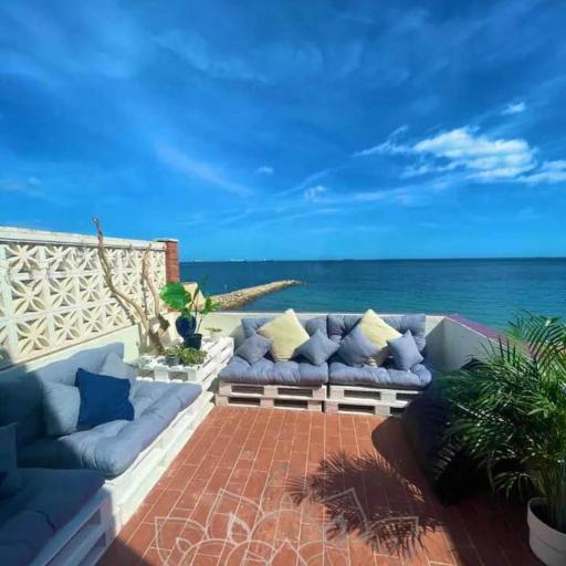 Beach Front Apartment, undefined