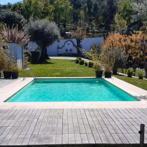 Beautiful villa in Póvoa de Lanhoso with pool and garden, undefined