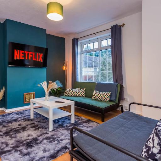 New Large 2 Bed entire apartment Near Newcastle upon Tyne with Free Parking, undefined