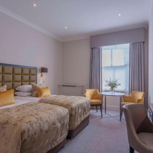 Oatlands Park Hotel, undefined