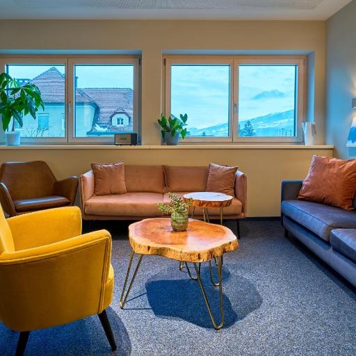 Charmante Wohnung für 2 Personen in Zentrumsnähe x Parkplatz x coworking-Arbeitsplätze im Haus, undefined