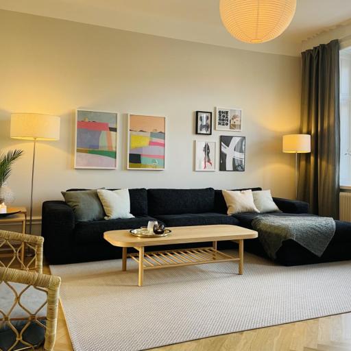 Trendy and light 2 room apartment in SoFo, 65sqm, undefined