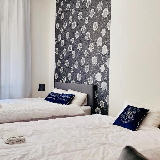 Hotel Apartment in square praha 2, undefined