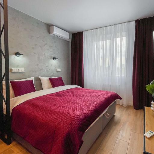 Є ОПАЛЕННЯ при відключенні світла! Апартаменти MYFREEDOM поруч з метро Берестейська, undefined