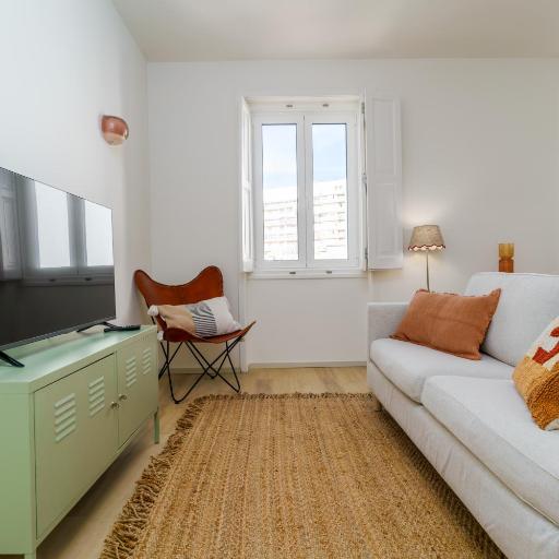Modern & Cozy Faro Mercado Apt 21 by Lisbeyond, undefined