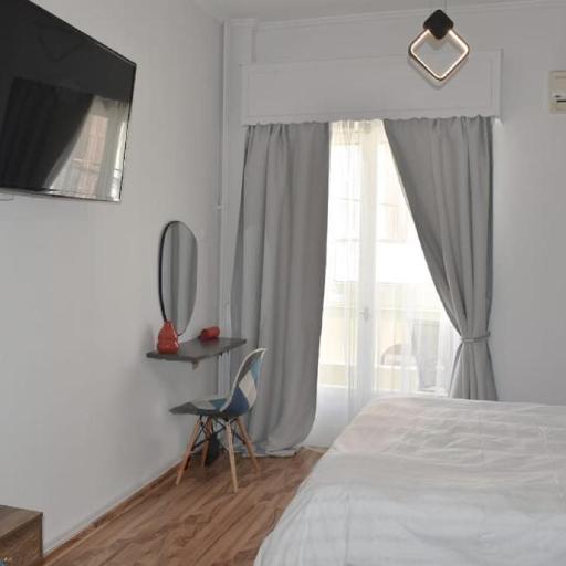 Modern Cozy Central Flat, undefined