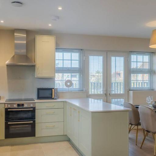 2 Bed Retreat Parking VAT Q - By Tempstay, undefined