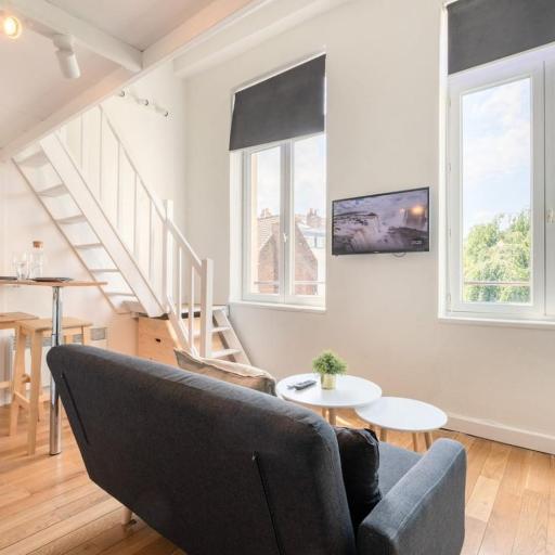 Studio fonctionnel à 3 min du métro, undefined