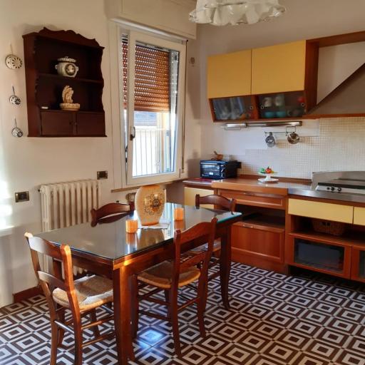 La casa in più, undefined