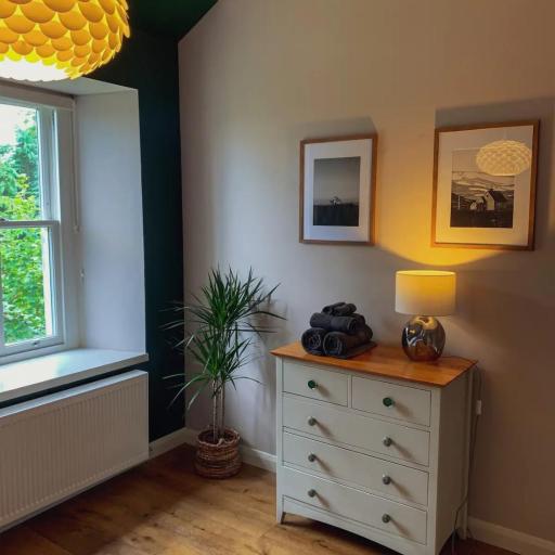 Unique Highland, undefined