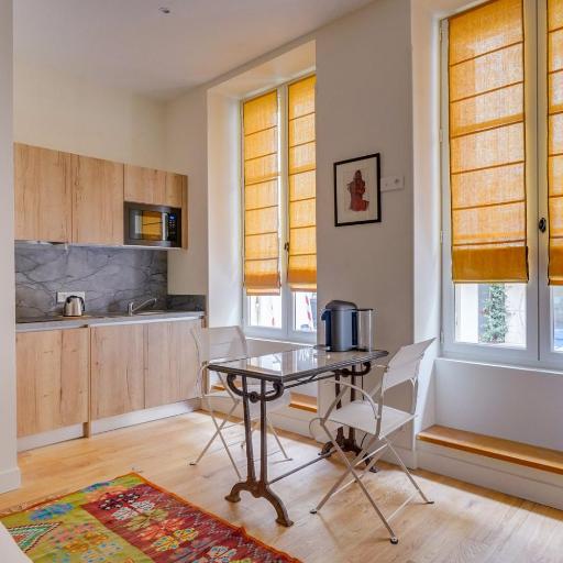 Elegant apartment Bordeaux center, undefined