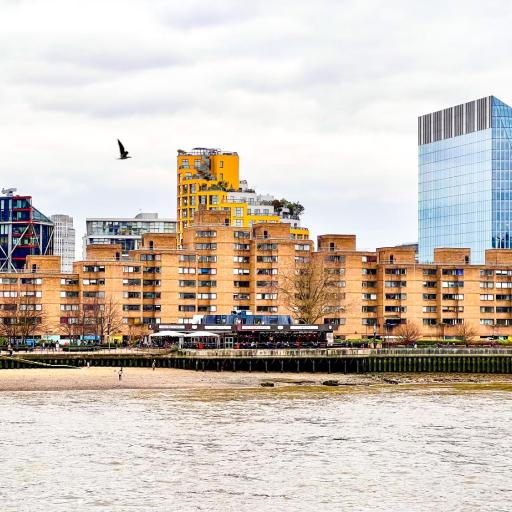 Happy River Thames View Entire Apartment, undefined