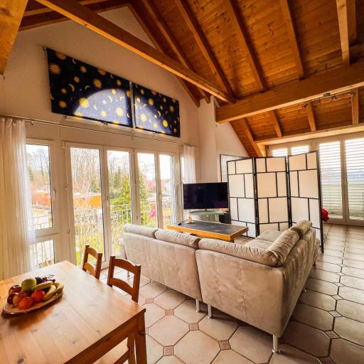 Dachwohnung in Flughafennähe, undefined