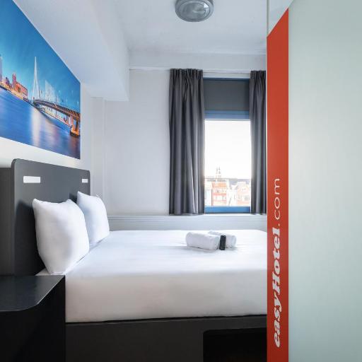 easyHotel Rotterdam City Centre, undefined