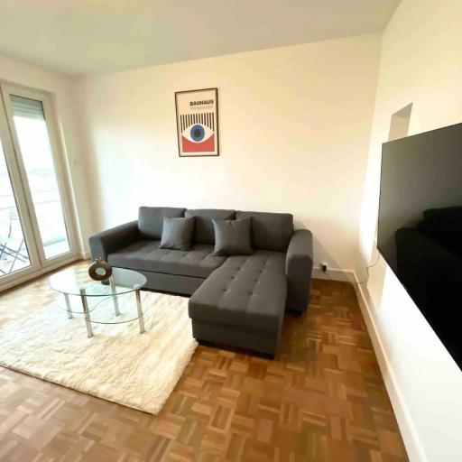 Appartement F3 - balcon - proche gare, undefined