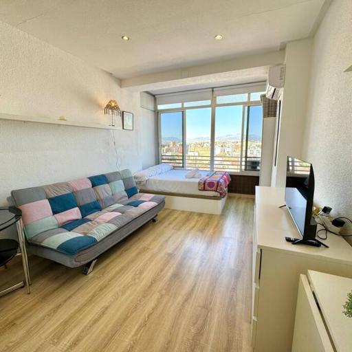 Estudio en el centro de Alicante, undefined