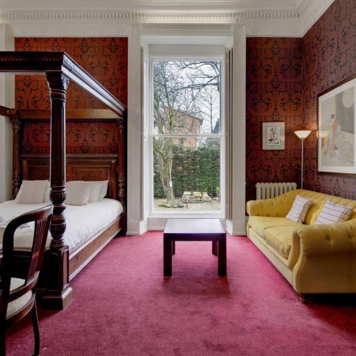Luxury King Room near Manchester Royal Hospital - Pass the Keys, undefined