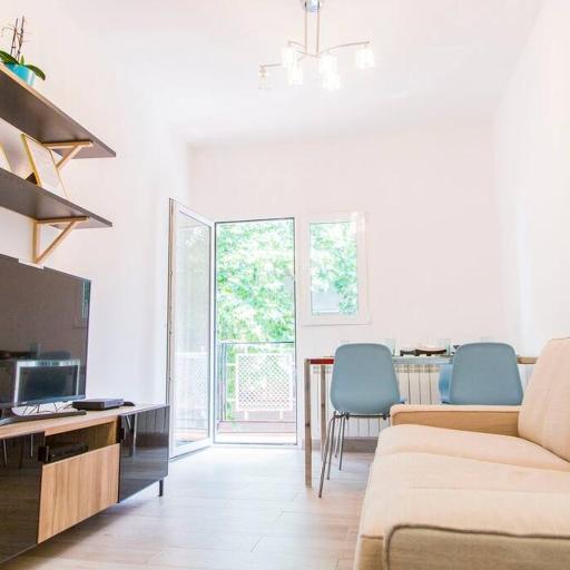 Céntrico apartamento bien ubicado para 5, 3 Hab, undefined