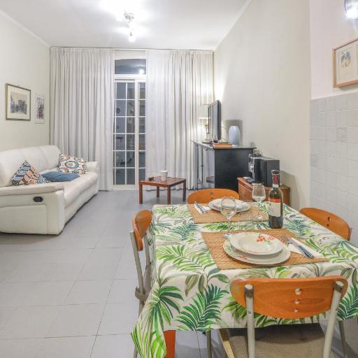 2 Bedroom Stunning Apartment In Genova, undefined