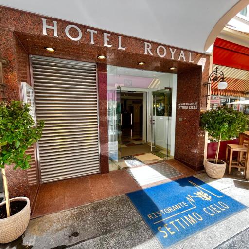 Hotel Royal, undefined