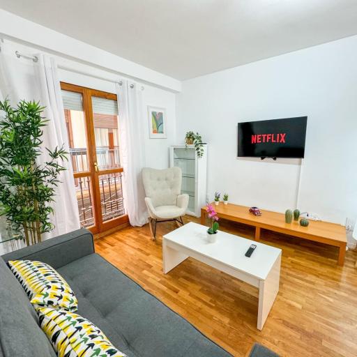 Laurel del Pilar ComoTuCasa, undefined