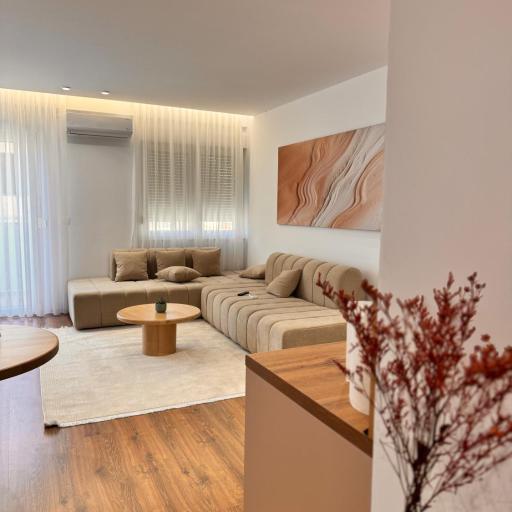 Agate Luxury 2B, undefined