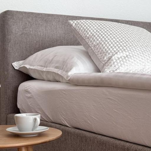 Moderne Wohnung in Stadionnähe mit Parkplatz, undefined