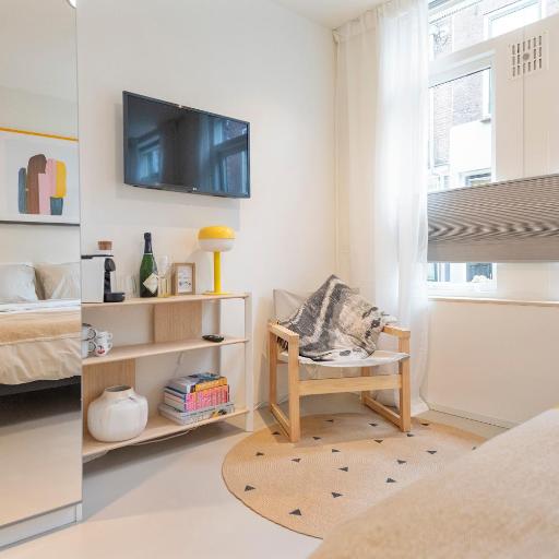 Studio Carlos, undefined