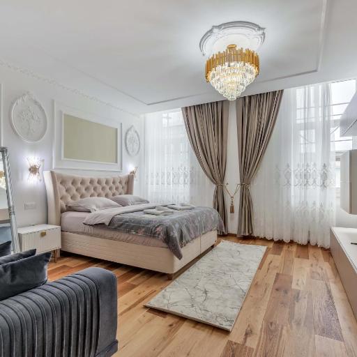 59 Bleu H City Center Apart with FreeParking, AC, and an extra large comfy bed, undefined