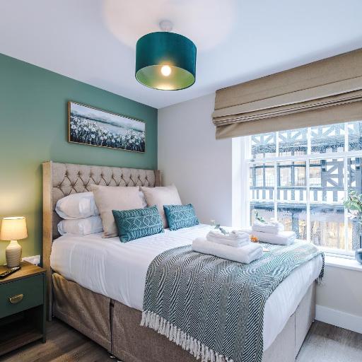 NEW! 4 x Stunning City Centre Apartments in Chester by 53 Degrees Property, Ideal for Individuals, Couples or Business Groups!, undefined