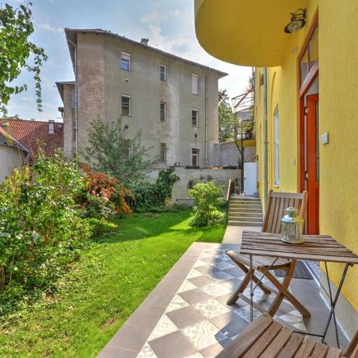 Castle hill garden studio, undefined