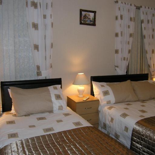 Springfield B&B, undefined