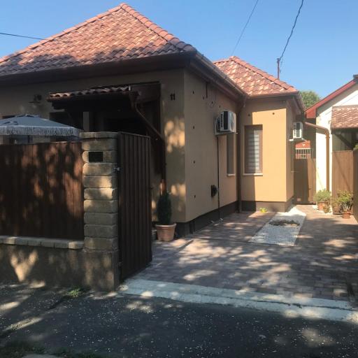 Eperjes Ház, undefined