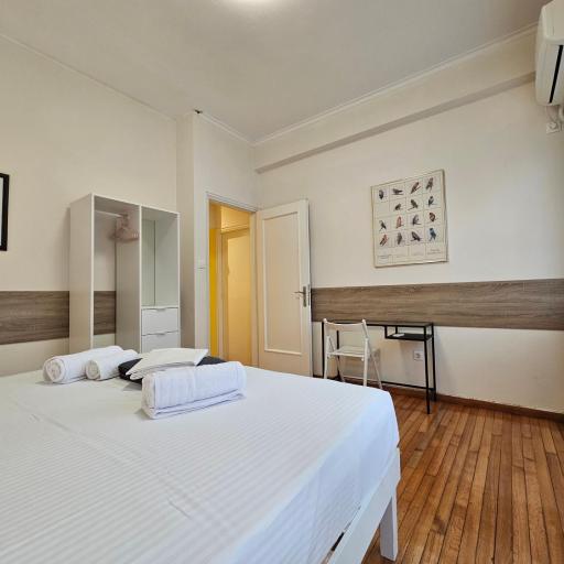 City's corner spot by YHA, undefined