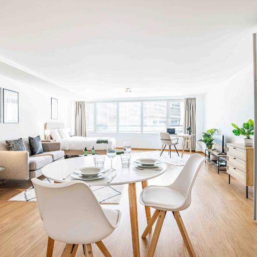 Saint Laurent 33-35 - Self Check In by Homenhancement, undefined