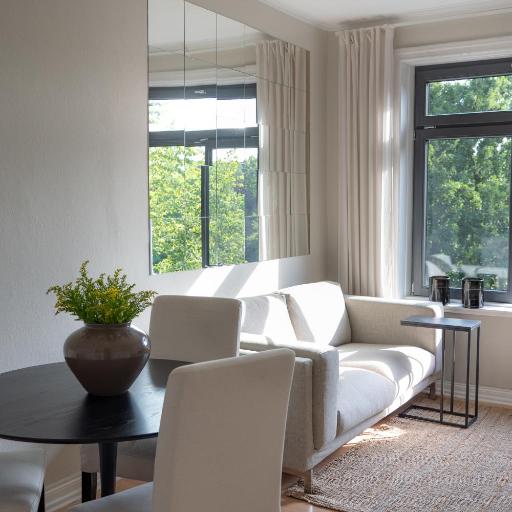 Modern, ruhig, gemütlich: 2 Zimmer Wohnung in bester Lage nahe Alster + Stadtpark, undefined