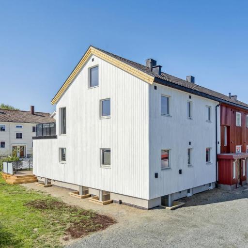 Leilighet på to plan nyoppusset sentralt på Tyholt Trondheim, undefined