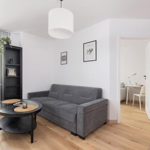 Bright Apartment in the Centre of Katowice by Noclegi Renters, undefined